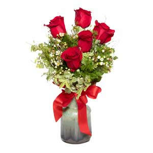 Unarranged of 5 red roses